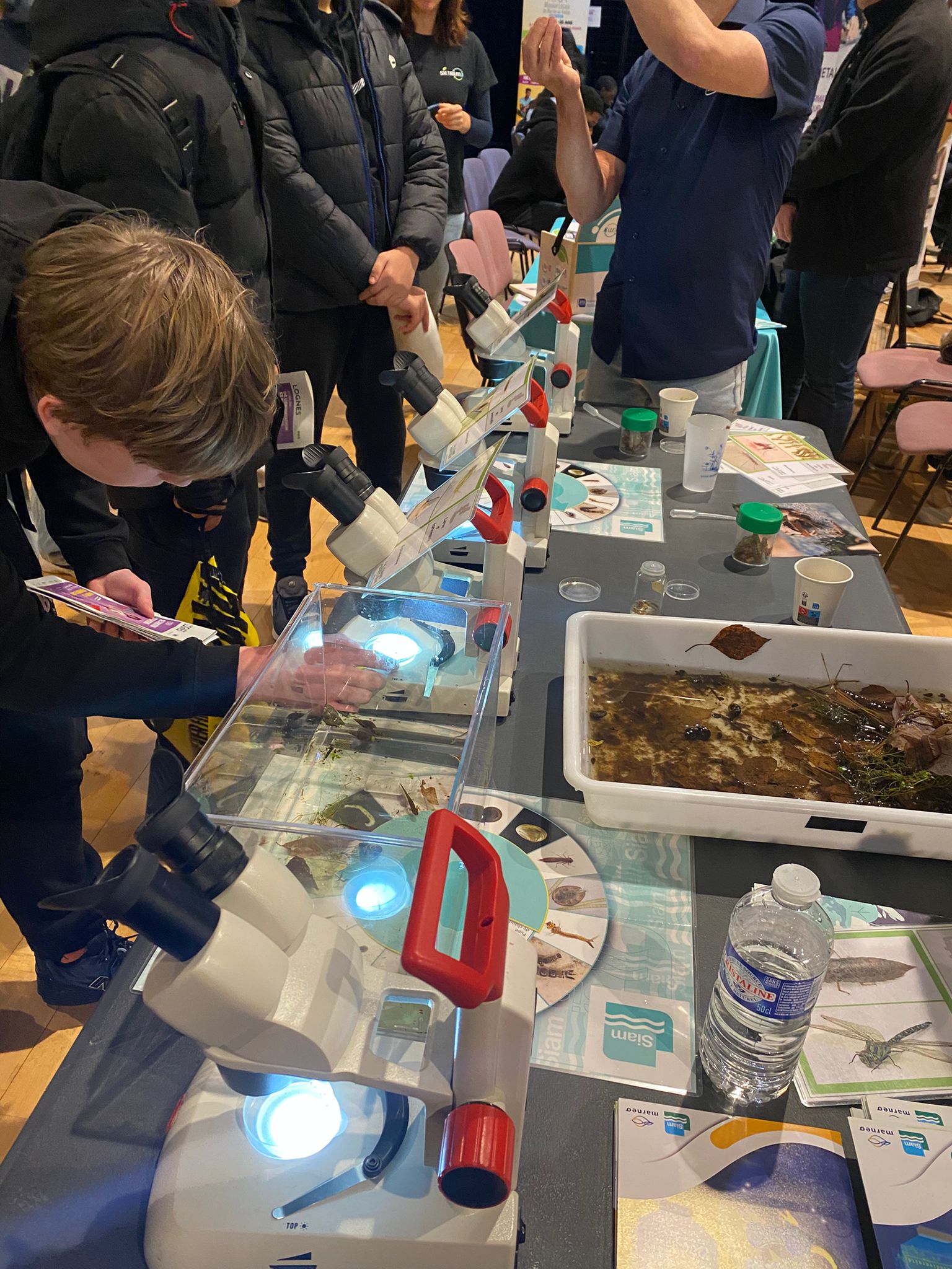 f09329d4-6733-4b56-a122-a50c0cafcef4